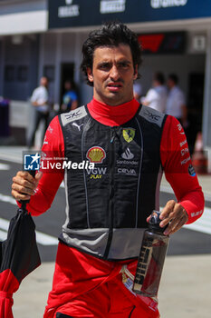 2023-07-23 - Carlos Sainz (SPA) Ferrari SF-23 - 2023 FORMULA 1 QATAR AIRWAYS HUNGARIAN GRAND PRIX, FORMULA ONE WORLD CHAMPIONSHIP - RACE - FORMULA 1 - MOTORS