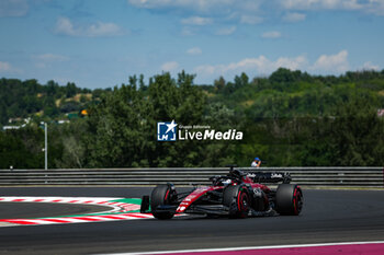 2023-07-22 - 77 BOTTAS Valtteri (fin), Alfa Romeo F1 Team Stake C43, action during the 2023 Formula 1 Qatar Airways Hungarian Grand Prix, 11th round of the 2023 Formula One World Championship from July 21 to 23, 2023 on the Hungaroring, in Mogyorod, Hungary - F1 - HUNGARIAN GRAND PRIX 2023 - FORMULA 1 - MOTORS