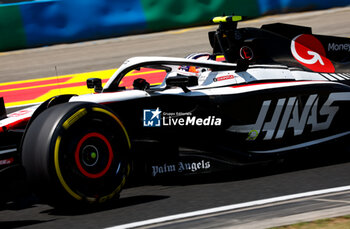 2023-07-22 - 27 HULKENBERG Nico (ger), Haas F1 Team VF-23 Ferrari, action during the 2023 Formula 1 Qatar Airways Hungarian Grand Prix, 11th round of the 2023 Formula One World Championship from July 21 to 23, 2023 on the Hungaroring, in Mogyorod, Hungary - F1 - HUNGARIAN GRAND PRIX 2023 - FORMULA 1 - MOTORS