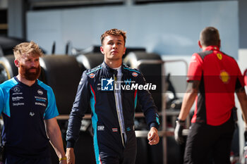 2023-07-22 - ALBON Alexander (tha), Williams Racing FW45, portrait during the 2023 Formula 1 Qatar Airways Hungarian Grand Prix, 11th round of the 2023 Formula One World Championship from July 21 to 23, 2023 on the Hungaroring, in Mogyorod, Hungary - F1 - HUNGARIAN GRAND PRIX 2023 - FORMULA 1 - MOTORS