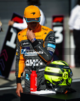 2023-07-22 - NORRIS Lando (gbr), McLaren F1 Team MCL60, portrait, during the 2023 Formula 1 Qatar Airways Hungarian Grand Prix, 11th round of the 2023 Formula One World Championship from July 21 to 23, 2023 on the Hungaroring, in Mogyorod, Hungary - F1 - HUNGARIAN GRAND PRIX 2023 - FORMULA 1 - MOTORS