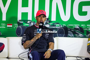 2023-07-22 - HAMILTON Lewis (gbr), Mercedes AMG F1 Team W14, portrait during the 2023 Formula 1 Qatar Airways Hungarian Grand Prix, 11th round of the 2023 Formula One World Championship from July 21 to 23, 2023 on the Hungaroring, in Mogyorod, Hungary - F1 - HUNGARIAN GRAND PRIX 2023 - FORMULA 1 - MOTORS