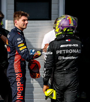 2023-07-22 - VERSTAPPEN Max (ned), Red Bull Racing RB19, HAMILTON Lewis (gbr), Mercedes AMG F1 Team W14, portrait, during the 2023 Formula 1 Qatar Airways Hungarian Grand Prix, 11th round of the 2023 Formula One World Championship from July 21 to 23, 2023 on the Hungaroring, in Mogyorod, Hungary - F1 - HUNGARIAN GRAND PRIX 2023 - FORMULA 1 - MOTORS