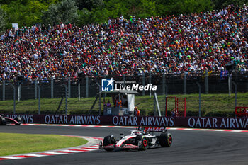 2023-07-23 - 20 MAGNUSSEN Kevin (den), Haas F1 Team VF-23 Ferrari, action during the 2023 Formula 1 Qatar Airways Hungarian Grand Prix, 11th round of the 2023 Formula One World Championship from July 21 to 23, 2023 on the Hungaroring, in Mogyorod, Hungary - F1 - HUNGARIAN GRAND PRIX 2023 - RACE - FORMULA 1 - MOTORS
