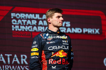 2023-07-23 - VERSTAPPEN Max (ned), Red Bull Racing RB19, portrait podium during the 2023 Formula 1 Qatar Airways Hungarian Grand Prix, 11th round of the 2023 Formula One World Championship from July 21 to 23, 2023 on the Hungaroring, in Mogyorod, Hungary - F1 - HUNGARIAN GRAND PRIX 2023 - RACE - FORMULA 1 - MOTORS