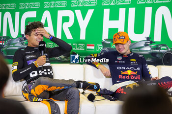 2023-07-23 - NORRIS Lando (gbr), McLaren F1 Team MCL60, VERSTAPPEN Max (ned), Red Bull Racing RB19, portrait during the 2023 Formula 1 Qatar Airways Hungarian Grand Prix, 11th round of the 2023 Formula One World Championship from July 21 to 23, 2023 on the Hungaroring, in Mogyorod, Hungary - F1 - HUNGARIAN GRAND PRIX 2023 - RACE - FORMULA 1 - MOTORS