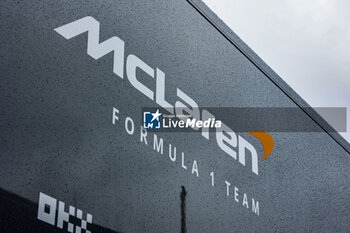 2023-07-27 - McLaren F1 Team, ambiance during the Formula 1 Rolex Belgian Grand Prix 2022, 14th round of the 2022 FIA Formula One World Championship from August 26 to 28, 2022 on the Circuit de Spa-Francorchamps, in Francorchamps, Belgium - F1 - BELGIAN GRAND PRIX 2022 - FORMULA 1 - MOTORS