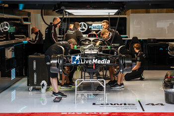 2023-07-27 - Mercedes AMG F1 Team W14, mechanical detail, mechanic, mecanicien, mechanics working on the car during the 2023 Formula 1 MSC Cruises Belgian Grand Prix, 12th round of the 2023 Formula One World Championship from July 28 to 30, 2023 on the Circuit de Spa-Francorchamps, in Stavelot, Belgium - F1 - BELGIAN GRAND PRIX 2023 - FORMULA 1 - MOTORS