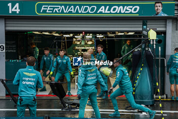 2023-07-27 - Aston Martin F1 Team, ambiance, mechanic, mecanicien, mechanics training during the 2023 Formula 1 MSC Cruises Belgian Grand Prix, 12th round of the 2023 Formula One World Championship from July 28 to 30, 2023 on the Circuit de Spa-Francorchamps, in Stavelot, Belgium - F1 - BELGIAN GRAND PRIX 2023 - FORMULA 1 - MOTORS