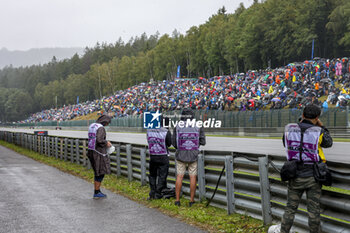 2023-07-28 - Photographer at work during the 2023 Formula 1 MSC Cruises Belgian Grand Prix, 12th round of the 2023 Formula One World Championship from July 28 to 30, 2023 on the Circuit de Spa-Francorchamps, in Stavelot, Belgium - F1 - BELGIAN GRAND PRIX 2023 - FORMULA 1 - MOTORS