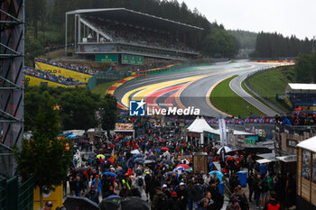 2023-07-28 - Fans at the bottom of the Raidillon during the 2023 Formula 1 MSC Cruises Belgian Grand Prix, 12th round of the 2023 Formula One World Championship from July 28 to 30, 2023 on the Circuit de Spa-Francorchamps, in Stavelot, Belgium - F1 - BELGIAN GRAND PRIX 2023 - FORMULA 1 - MOTORS