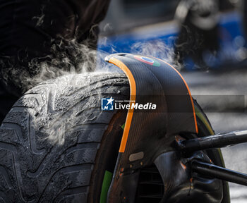 2023-07-29 - tyres, pneus, tyre, pneu, smoking during the 2023 Formula 1 MSC Cruises Belgian Grand Prix, 12th round of the 2023 Formula One World Championship from July 28 to 30, 2023 on the Circuit de Spa-Francorchamps, in Stavelot, Belgium - F1 - BELGIAN GRAND PRIX 2023 - FORMULA 1 - MOTORS