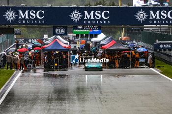 2023-07-29 - starting grid, grille de depart,, rain, pluie, during the 2023 Formula 1 MSC Cruises Belgian Grand Prix, 12th round of the 2023 Formula One World Championship from July 28 to 30, 2023 on the Circuit de Spa-Francorchamps, in Stavelot, Belgium - F1 - BELGIAN GRAND PRIX 2023 - FORMULA 1 - MOTORS