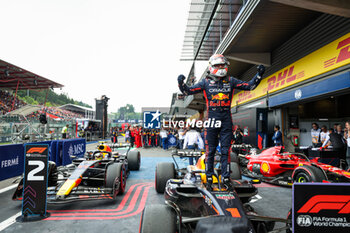 2023-07-30 - VERSTAPPEN Max (ned), Red Bull Racing RB19, celebrating victory next to PEREZ Sergio (mex), Red Bull Racing RB19, portrait during the 2023 Formula 1 MSC Cruises Belgian Grand Prix, 12th round of the 2023 Formula One World Championship from July 28 to 30, 2023 on the Circuit de Spa-Francorchamps, in Stavelot, Belgium - F1 - BELGIAN GRAND PRIX 2023 - RACE - FORMULA 1 - MOTORS