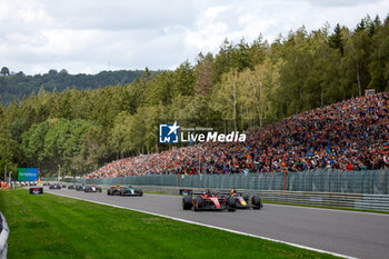 2023-07-30 - 55 SAINZ Carlos (spa), Scuderia Ferrari SF-23, 01 VERSTAPPEN Max (nld), Red Bull Racing RB19, action during the 2023 Formula 1 MSC Cruises Belgian Grand Prix, 12th round of the 2023 Formula One World Championship from July 28 to 30, 2023 on the Circuit de Spa-Francorchamps, in Stavelot, Belgium - F1 - BELGIAN GRAND PRIX 2023 - RACE - FORMULA 1 - MOTORS