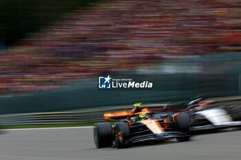 2023-07-30 - 04 NORRIS Lando (gbr), McLaren F1 Team MCL60, action during the 2023 Formula 1 MSC Cruises Belgian Grand Prix, 12th round of the 2023 Formula One World Championship from July 28 to 30, 2023 on the Circuit de Spa-Francorchamps, in Stavelot, Belgium - F1 - BELGIAN GRAND PRIX 2023 - RACE - FORMULA 1 - MOTORS