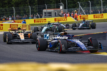 2023-07-30 - 23 ALBON Alexander (tha), Williams Racing FW45, 04 NORRIS Lando (gbr), McLaren F1 Team MCL60, action during the 2023 Formula 1 MSC Cruises Belgian Grand Prix, 12th round of the 2023 Formula One World Championship from July 28 to 30, 2023 on the Circuit de Spa-Francorchamps, in Stavelot, Belgium - F1 - BELGIAN GRAND PRIX 2023 - RACE - FORMULA 1 - MOTORS