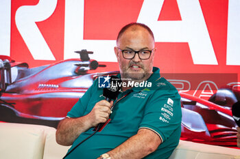 2023-08-25 - MCCULLOUGH Tom, Performance Engineering Director of Aston Martin F1 Team, portrait during the 2023 Formula 1 Heineken Dutch Grand Prix, 13th round of the 2023 Formula One World Championship from August 25 to 28, 2023 on the Zandvoort Circuit, in Zandvoort, Netherlands - F1 - DUTCH GRAND PRIX 2023 - FORMULA 1 - MOTORS