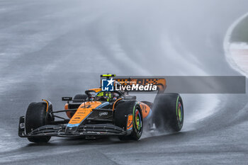 2023-08-26 - 04 NORRIS Lando (gbr), McLaren F1 Team MCL60, action during the 2023 Formula 1 Heineken Dutch Grand Prix, 13th round of the 2023 Formula One World Championship from August 25 to 28, 2023 on the Zandvoort Circuit, in Zandvoort, Netherlands - F1 - DUTCH GRAND PRIX 2023 - FORMULA 1 - MOTORS
