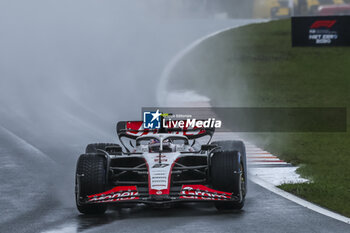 2023-08-26 - 27 HULKENBERG Nico (ger), Haas F1 Team VF-23 Ferrari, action during the 2023 Formula 1 Heineken Dutch Grand Prix, 13th round of the 2023 Formula One World Championship from August 25 to 28, 2023 on the Zandvoort Circuit, in Zandvoort, Netherlands - F1 - DUTCH GRAND PRIX 2023 - FORMULA 1 - MOTORS