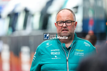 2023-08-27 - MCCULLOUGH Tom, Performance Engineering Director of Aston Martin F1 Team, portrait during the 2023 Formula 1 Heineken Dutch Grand Prix, 13th round of the 2023 Formula One World Championship from August 25 to 28, 2023 on the Zandvoort Circuit, in Zandvoort, Netherlands - F1 - DUTCH GRAND PRIX 2023 - RACE - FORMULA 1 - MOTORS