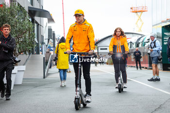 2023-08-27 - PIASTRI Oscar (aus), McLaren F1 Team MCL60, portrait during the 2023 Formula 1 Heineken Dutch Grand Prix, 13th round of the 2023 Formula One World Championship from August 25 to 28, 2023 on the Zandvoort Circuit, in Zandvoort, Netherlands - F1 - DUTCH GRAND PRIX 2023 - RACE - FORMULA 1 - MOTORS