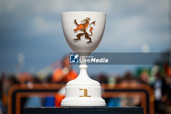 2023-08-27 - The trophy during the 2023 Formula 1 Heineken Dutch Grand Prix, 13th round of the 2023 Formula One World Championship from August 25 to 28, 2023 on the Zandvoort Circuit, in Zandvoort, Netherlands - F1 - DUTCH GRAND PRIX 2023 - RACE - FORMULA 1 - MOTORS