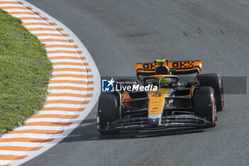 2023-08-27 - 04 NORRIS Lando (gbr), McLaren F1 Team MCL60, action during the 2023 Formula 1 Heineken Dutch Grand Prix, 13th round of the 2023 Formula One World Championship from August 25 to 28, 2023 on the Zandvoort Circuit, in Zandvoort, Netherlands - F1 - DUTCH GRAND PRIX 2023 - RACE - FORMULA 1 - MOTORS