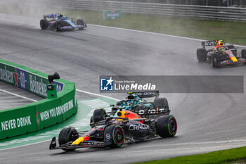 2023-08-27 - 01 VERSTAPPEN Max (nld), Red Bull Racing RB19, 14 ALONSO Fernando (spa), Aston Martin F1 Team AMR23, action during the 2023 Formula 1 Heineken Dutch Grand Prix, 13th round of the 2023 Formula One World Championship from August 25 to 28, 2023 on the Zandvoort Circuit, in Zandvoort, Netherlands - F1 - DUTCH GRAND PRIX 2023 - RACE - FORMULA 1 - MOTORS