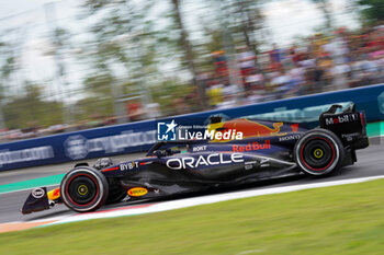 2023-09-01 - Max Verstappen of Netherlands driving the (1) Oracle Red Bull Racing RB19 - GRAN PREMIO D'ITALIA - FORMULA 1 - MOTORS