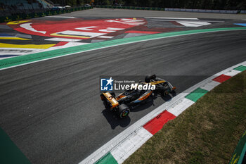 2023-09-02 - 04 NORRIS Lando (gbr), McLaren F1 Team MCL60, action during the 2023 Formula 1 Pirelli Grand Premio d’Italia Grand Prix, 14th round of the 2023 Formula One World Championship from September 1 to 3, 2023 on the Autodromo Nazionale di Monza, in Monza, Italy - F1 - ITALIAN GRAND PRIX 2023 - FORMULA 1 - MOTORS