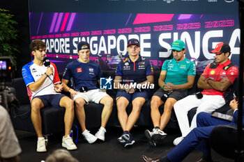 2023-09-14 - GASLY Pierre (fra), Alpine F1 Team A523, LAWSON Liam (nzl), Scuderia AlphaTauri AT04, VERSTAPPEN Max (ned), Red Bull Racing RB19,ALONSO Fernando (spa), Aston Martin F1 Team AMR23, SAINZ Carlos (spa), Scuderia Ferrari SF-23, portrait, during the 2023 Formula 1 Singapore Airlines Singapore Grand Prix, 15th round of the 2023 Formula One World Championship from September 15 to 17, 2023 on the Marina Bay Street Circuit, in Singapore - F1 - SINGAPORE GRAND PRIX 2023 - FORMULA 1 - MOTORS