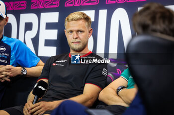 2023-09-14 - MAGNUSSEN Kevin (den), Haas F1 Team VF-23 Ferrari, portrait during the 2023 Formula 1 Singapore Airlines Singapore Grand Prix, 15th round of the 2023 Formula One World Championship from September 15 to 17, 2023 on the Marina Bay Street Circuit, in Singapore - F1 - SINGAPORE GRAND PRIX 2023 - FORMULA 1 - MOTORS