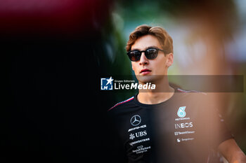 2023-09-14 - RUSSELL George (gbr), Mercedes AMG F1 Team W14, portrait during the 2023 Formula 1 Singapore Airlines Singapore Grand Prix, 15th round of the 2023 Formula One World Championship from September 15 to 17, 2023 on the Marina Bay Street Circuit, in Singapore - F1 - SINGAPORE GRAND PRIX 2023 - FORMULA 1 - MOTORS