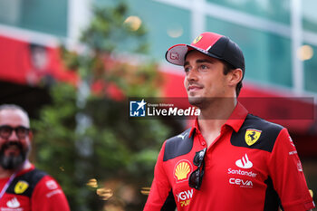 2023-09-14 - LECLERC Charles (mco), Scuderia Ferrari SF-23, portrait during the 2023 Formula 1 Singapore Airlines Singapore Grand Prix, 15th round of the 2023 Formula One World Championship from September 15 to 17, 2023 on the Marina Bay Street Circuit, in Singapore - F1 - SINGAPORE GRAND PRIX 2023 - FORMULA 1 - MOTORS