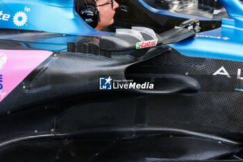 2023-09-15 - Alpine F1 Team A523, mechanical detail sidepods, side pod, sidepod during the 2023 Formula 1 Singapore Airlines Singapore Grand Prix, 15th round of the 2023 Formula One World Championship from September 15 to 17, 2023 on the Marina Bay Street Circuit, in Singapore - F1 - SINGAPORE GRAND PRIX 2023 - FORMULA 1 - MOTORS