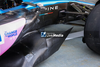 2023-09-15 - Alpine F1 Team A523, mechanical detail, sidepod, floor, air inlet during the 2023 Formula 1 Singapore Airlines Singapore Grand Prix, 15th round of the 2023 Formula One World Championship from September 15 to 17, 2023 on the Marina Bay Street Circuit, in Singapore - F1 - SINGAPORE GRAND PRIX 2023 - FORMULA 1 - MOTORS