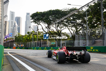 2023-09-15 - 16 LECLERC Charles (mco), Scuderia Ferrari SF-23, action during the 2023 Formula 1 Singapore Airlines Singapore Grand Prix, 15th round of the 2023 Formula One World Championship from September 15 to 17, 2023 on the Marina Bay Street Circuit, in Singapore - F1 - SINGAPORE GRAND PRIX 2023 - FORMULA 1 - MOTORS