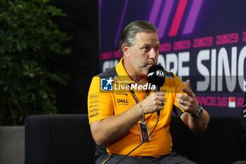 2023-09-15 - press conference BROWN Zak (usa), CEO of of McLaren Racing, portrait during the 2023 Formula 1 Singapore Airlines Singapore Grand Prix, 15th round of the 2023 Formula One World Championship from September 15 to 17, 2023 on the Marina Bay Street Circuit, in Singapore - F1 - SINGAPORE GRAND PRIX 2023 - FORMULA 1 - MOTORS