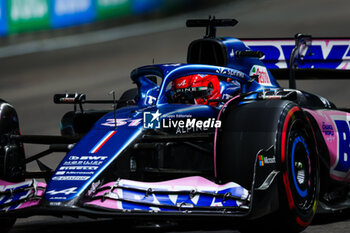 2023-09-15 - 31 OCON Esteban (fra), Alpine F1 Team A523, action during the 2023 Formula 1 Singapore Airlines Singapore Grand Prix, 15th round of the 2023 Formula One World Championship from September 15 to 17, 2023 on the Marina Bay Street Circuit, in Singapore - F1 - SINGAPORE GRAND PRIX 2023 - FORMULA 1 - MOTORS