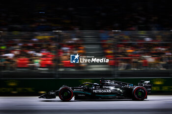 2023-09-15 - 63 RUSSELL George (gbr), Mercedes AMG F1 Team W14, action during the 2023 Formula 1 Singapore Airlines Singapore Grand Prix, 15th round of the 2023 Formula One World Championship from September 15 to 17, 2023 on the Marina Bay Street Circuit, in Singapore - F1 - SINGAPORE GRAND PRIX 2023 - FORMULA 1 - MOTORS