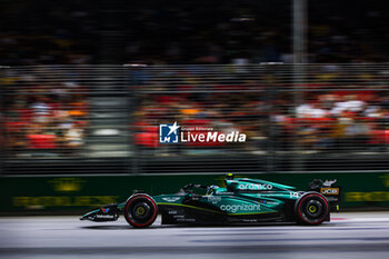 2023-09-15 - 14 ALONSO Fernando (spa), Aston Martin F1 Team AMR23, action during the 2023 Formula 1 Singapore Airlines Singapore Grand Prix, 15th round of the 2023 Formula One World Championship from September 15 to 17, 2023 on the Marina Bay Street Circuit, in Singapore - F1 - SINGAPORE GRAND PRIX 2023 - FORMULA 1 - MOTORS