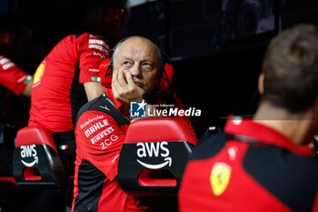 2023-09-17 - VASSEUR Frédéric (fra), Team Principal & General Manager of the Scuderia Ferrari, portrait during the 2023 Formula 1 Singapore Airlines Singapore Grand Prix, 15th round of the 2023 Formula One World Championship from September 15 to 17, 2023 on the Marina Bay Street Circuit, in Singapore - F1 - SINGAPORE GRAND PRIX 2023 - RACE - FORMULA 1 - MOTORS