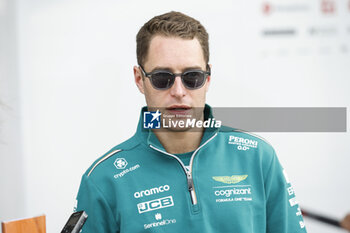 2023-09-22 - VANDOORNE Stoffel (bel), Reserve Driver of Aston Martin F1 Team, portrait during the 2023 Formula 1 Lenovo Japanese Grand Prix, 16th round of the 2023 Formula One World Championship from September 22 to 24, 2023 on the Suzuka International Racing Course, in Suzuka - F1 - JAPANESE GRAND PRIX 2023 - FORMULA 1 - MOTORS
