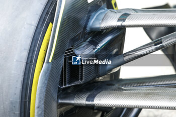 2023-09-22 - Aston Martin F1 Team AMR23, mechanical detail brakes, freins, conduct during the 2023 Formula 1 Lenovo Japanese Grand Prix, 16th round of the 2023 Formula One World Championship from September 22 to 24, 2023 on the Suzuka International Racing Course, in Suzuka - F1 - JAPANESE GRAND PRIX 2023 - FORMULA 1 - MOTORS
