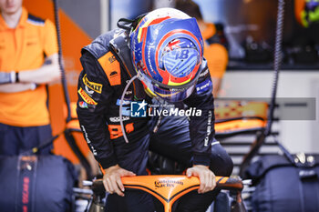 2023-09-23 - PIASTRI Oscar (aus), McLaren F1 Team MCL60, portrait during the 2023 Formula 1 Lenovo Japanese Grand Prix, 16th round of the 2023 Formula One World Championship from September 22 to 24, 2023 on the Suzuka International Racing Course, in Suzuka - F1 - JAPANESE GRAND PRIX 2023 - FORMULA 1 - MOTORS