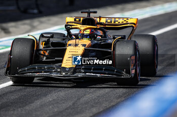 2023-09-23 - 81 PIASTRI Oscar (aus), McLaren F1 Team MCL60, action during the 2023 Formula 1 Lenovo Japanese Grand Prix, 16th round of the 2023 Formula One World Championship from September 22 to 24, 2023 on the Suzuka International Racing Course, in Suzuka - F1 - JAPANESE GRAND PRIX 2023 - FORMULA 1 - MOTORS