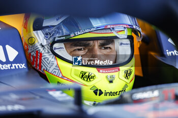 2023-09-23 - PEREZ Sergio (mex), Red Bull Racing RB19, portrait during the 2023 Formula 1 Lenovo Japanese Grand Prix, 16th round of the 2023 Formula One World Championship from September 22 to 24, 2023 on the Suzuka International Racing Course, in Suzuka - F1 - JAPANESE GRAND PRIX 2023 - FORMULA 1 - MOTORS