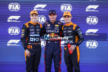 2023-09-23 - NORRIS Lando (gbr), McLaren F1 Team MCL60, portrait PIASTRI Oscar (aus), McLaren F1 Team MCL60, portrait VERSTAPPEN Max (ned), Red Bull Racing RB19, portrait during the 2023 Formula 1 Lenovo Japanese Grand Prix, 16th round of the 2023 Formula One World Championship from September 22 to 24, 2023 on the Suzuka International Racing Course, in Suzuka - F1 - JAPANESE GRAND PRIX 2023 - FORMULA 1 - MOTORS