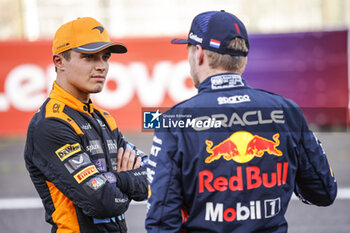 2023-09-23 - NORRIS Lando (gbr), McLaren F1 Team MCL60, portrait VERSTAPPEN Max (ned), Red Bull Racing RB19, portrait during the 2023 Formula 1 Lenovo Japanese Grand Prix, 16th round of the 2023 Formula One World Championship from September 22 to 24, 2023 on the Suzuka International Racing Course, in Suzuka - F1 - JAPANESE GRAND PRIX 2023 - FORMULA 1 - MOTORS